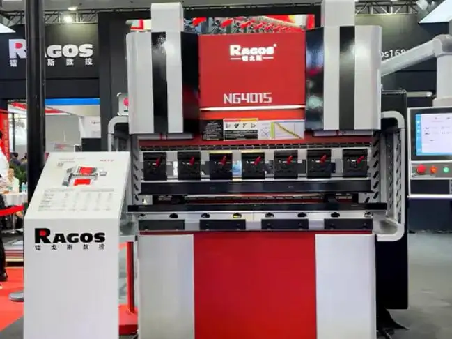 استكشف الميزات التي توفر أداء عالي الدقة في فرامل الضغط CNC المصنوعة من صفائح معدنية معروضة للبيع, من قوة الإطار إلى التحكم في DA66 والتثبيت السريع على طراز أمادا.