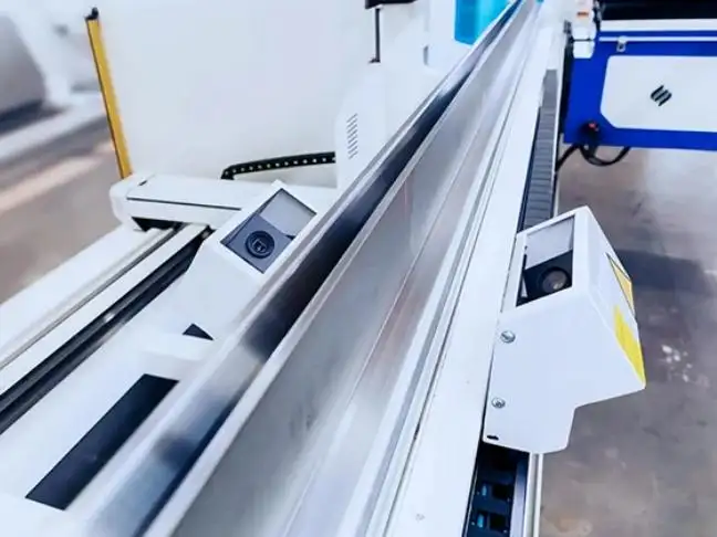 مصدر فرامل CNC العالمي